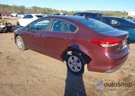 2017 Kia Forte Lx z USA, uszkodzony, nr VIN 3KPFL4A78HE142782